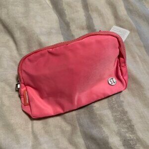 NWT Lululemon belt bag sakura pink